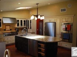 11182 Wembley Rd, Rossmoor, CA 90720