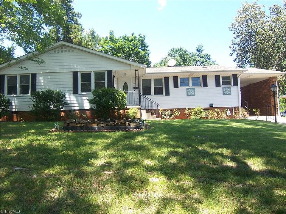 1st image of 2510 Fairway Dr