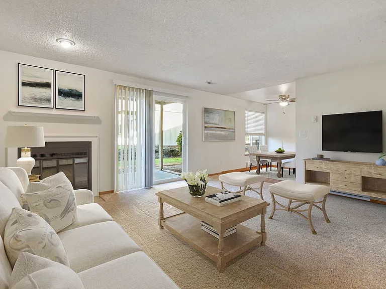 Fairmont Park Apartments — Photo 3