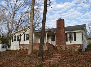 811 S 2nd St, Branson, MO 65616