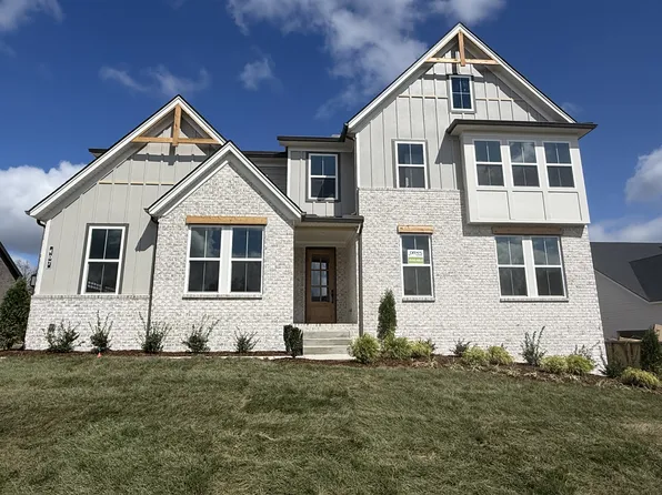 107 Cedarstone Dr, Mount Juliet, TN 37122