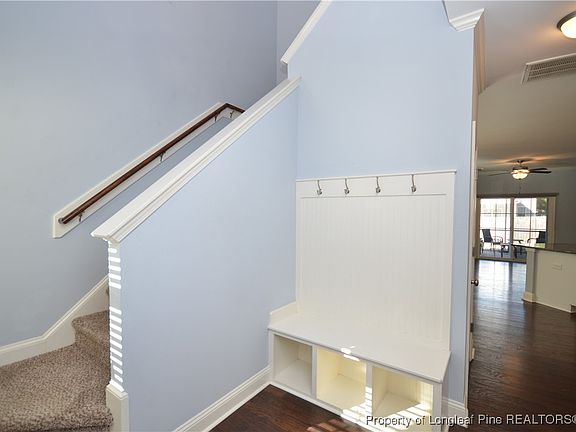 4th image of 914 W Rowan St