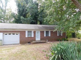 135 Saddle Rd, Mooresville, NC 28115