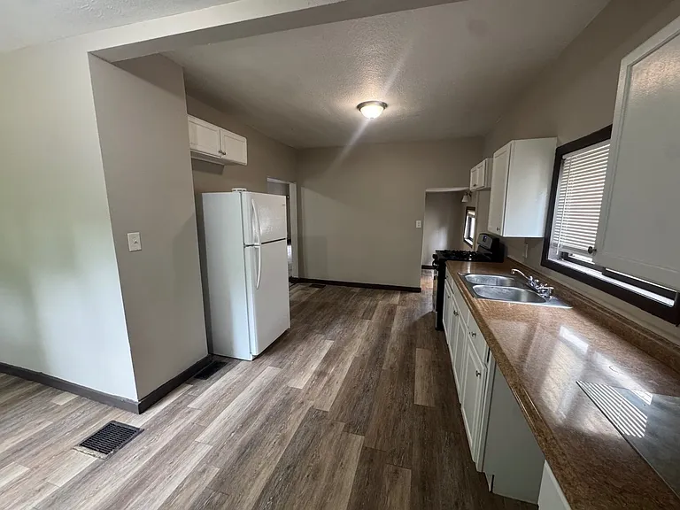 10630 Kimberley Ave — Photo 21