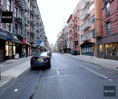 Rented by Bond New York | media 19