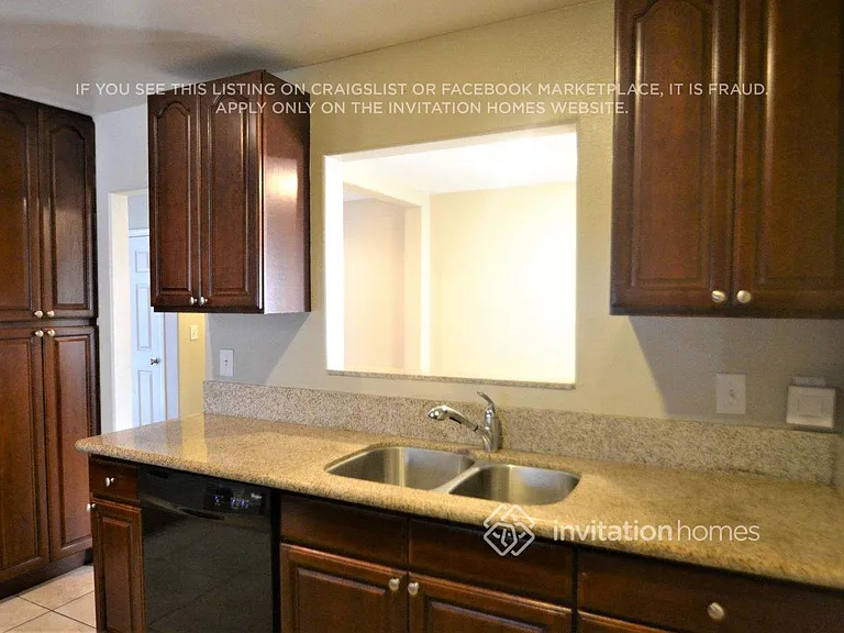 810 Trinidad Way — Photo 5