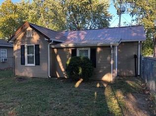 279 12th St, Wood River, IL 62095