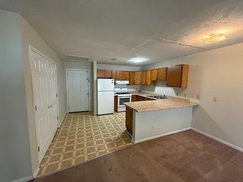2 bed, 800 sqft, $795 — Photo 4