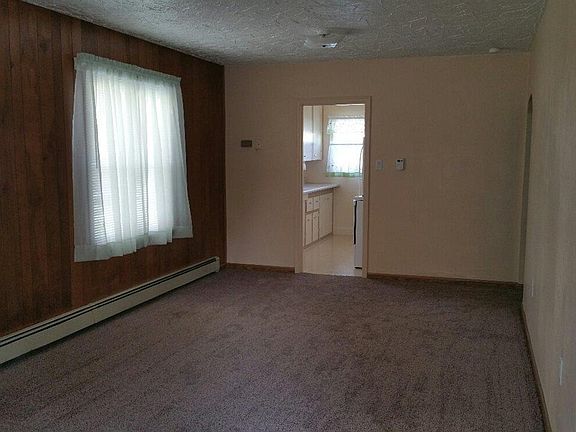 2nd image of 1809 E C St