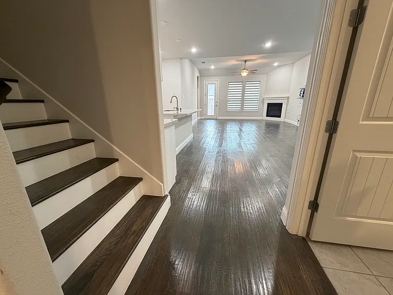 4721 Cash Dr — Photo 24