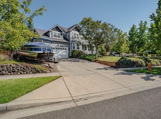 4110 Hemlock Dr, Medford, OR 97504