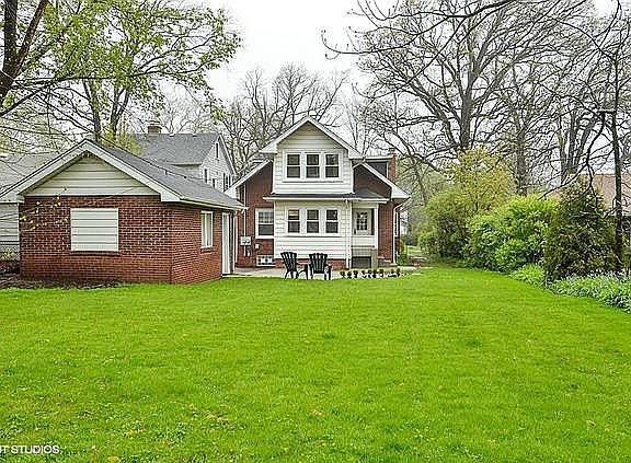 5th image of 596 Vine Ave