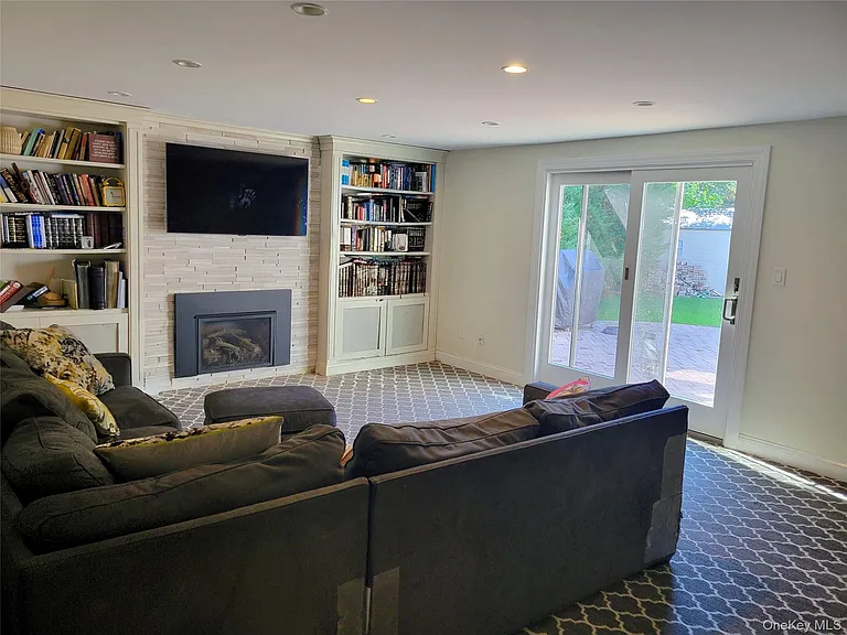 650 Prescott Pl — Photo 11