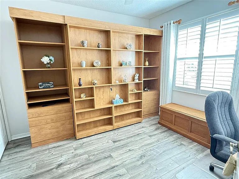 2052 Inverness Greens Dr — Photo 23