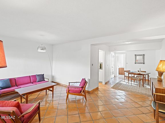 3rd image of 2820 E 6th St Unit 106
