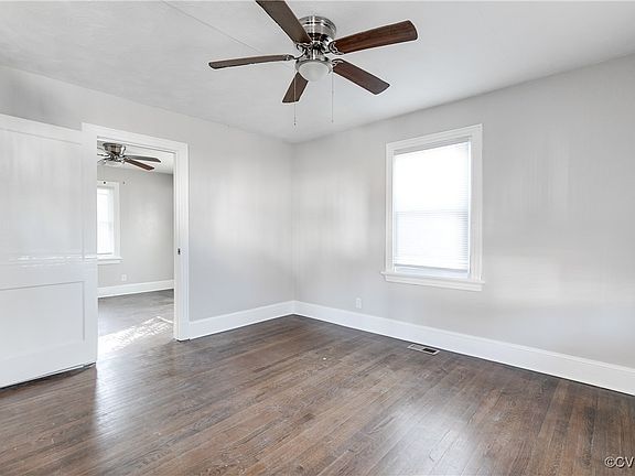 4th image of 2100 Dinwiddie Ave