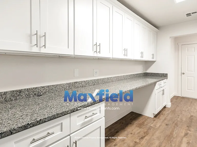 2737 E 750 N #1 — Photo 15