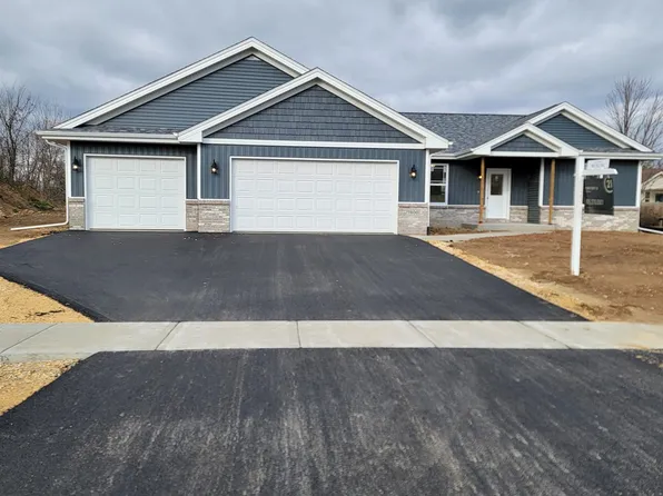 7600 Cherry Hill Rd, Cherry Valley, IL 61016