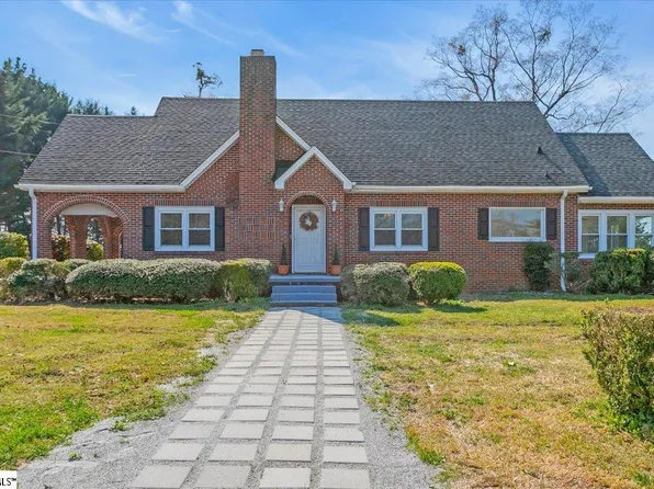 15551 Asheville Hwy, Campobello, SC 29322