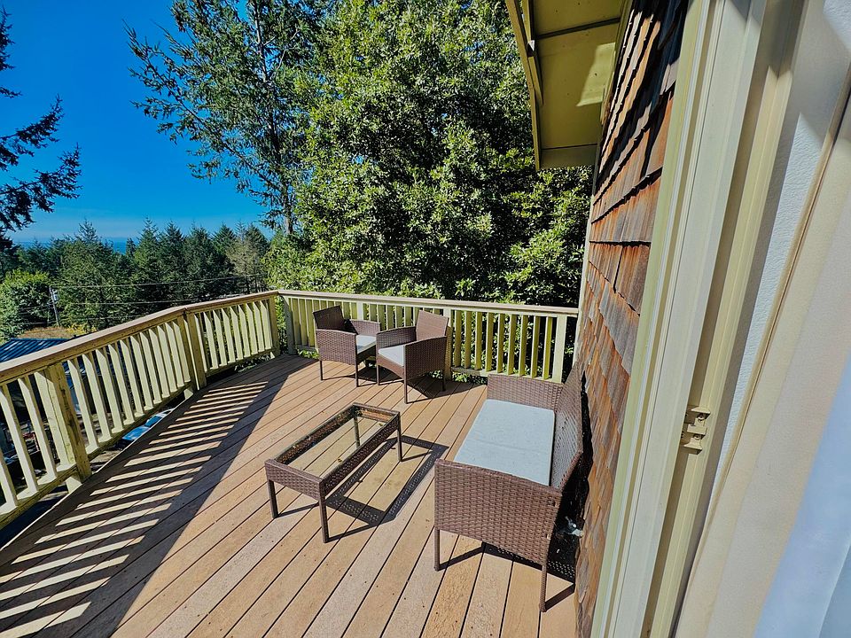 1st image of 21 Nob Hill Rd