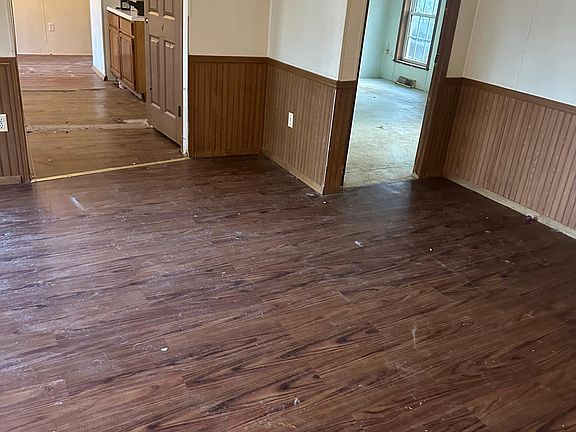 5th image of 2583 S Saint Anthony Rd N