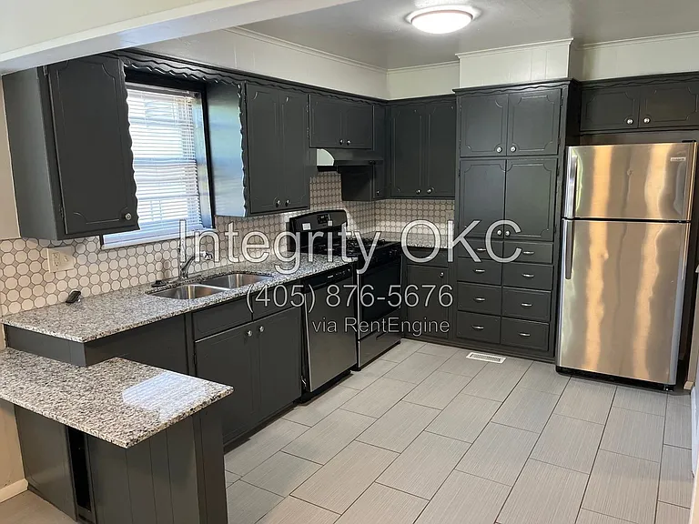 1119 Northwood Blvd — Photo 3