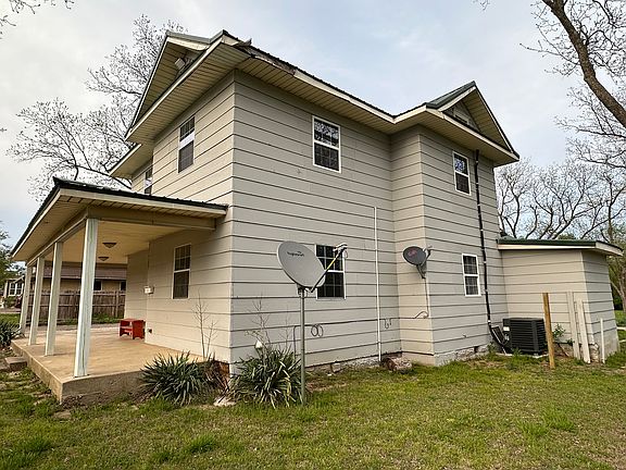 3rd image of 941 N Union Ave