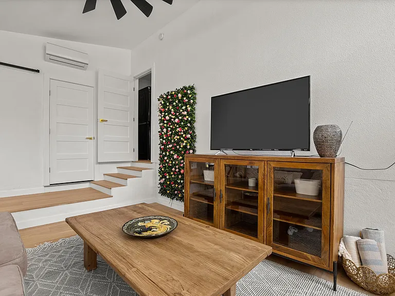 3904 Highland Dr — Photo 21
