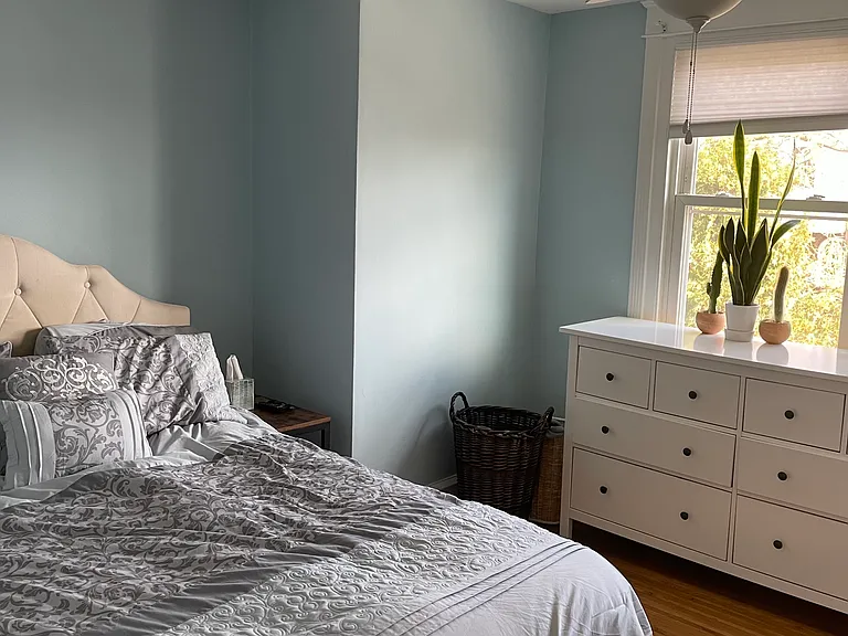 Front bedroom