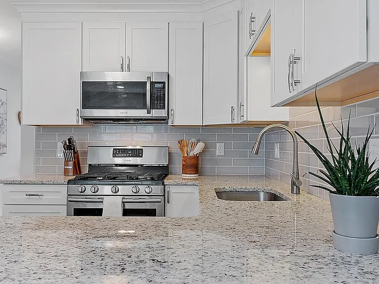 3 Nutfield Ct — Photo 6