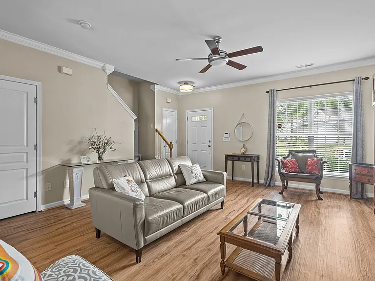 4134 Brenmar Ln — Photo 15