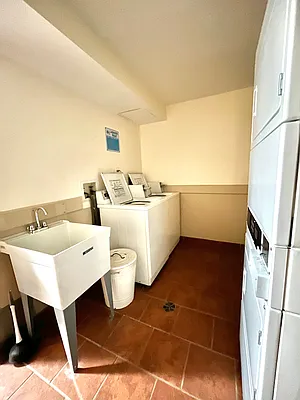 Rented by Vanderborgh Realty  | media 12