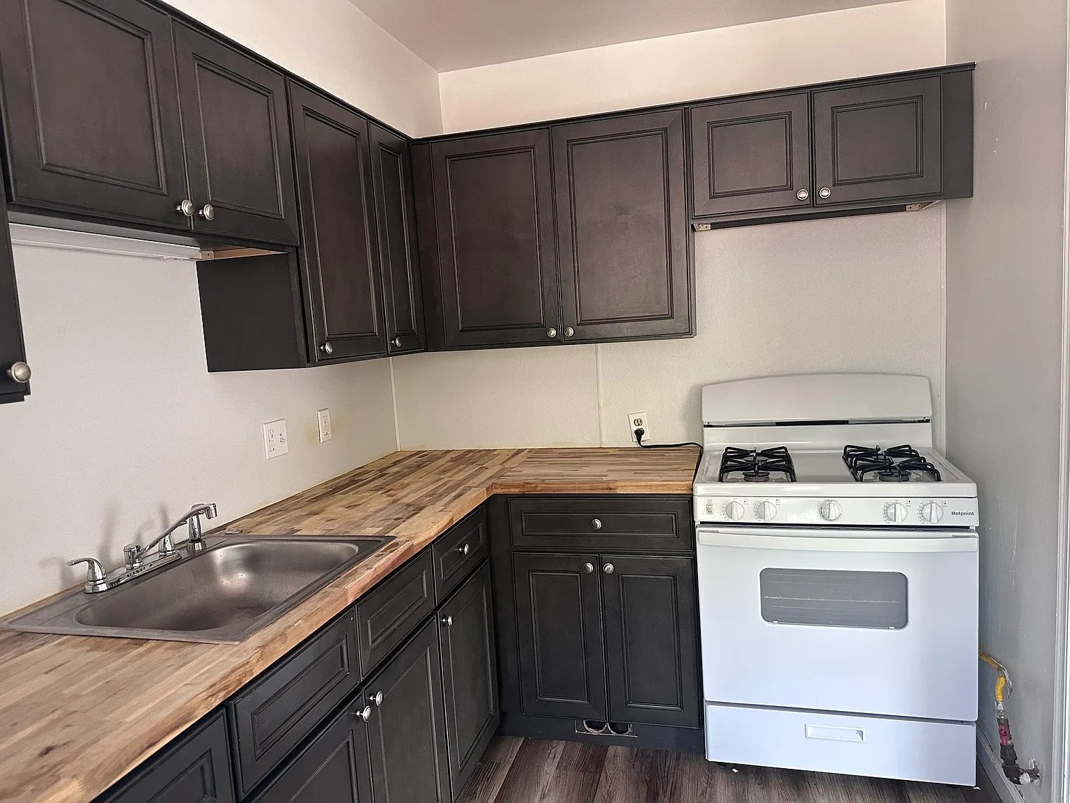 1 bed, 800 sqft, $900 — Photo 3