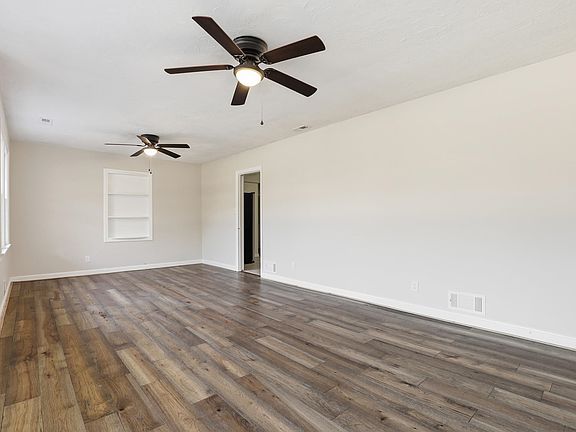 3rd image of 201 Francis Marion Dr