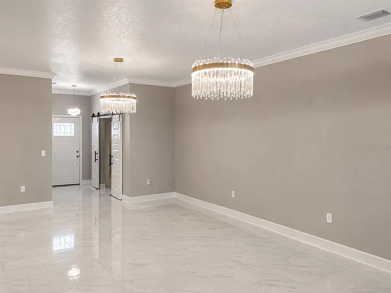 3834 Charter Rd — Photo 12