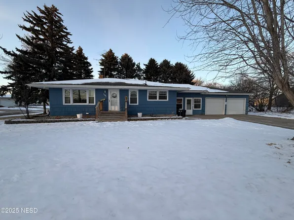 1101 E Milbank Ave, Milbank, SD 57252