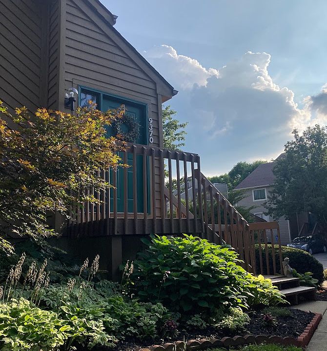 1st image of 1501-9370 Hunters Creek Dr #1501