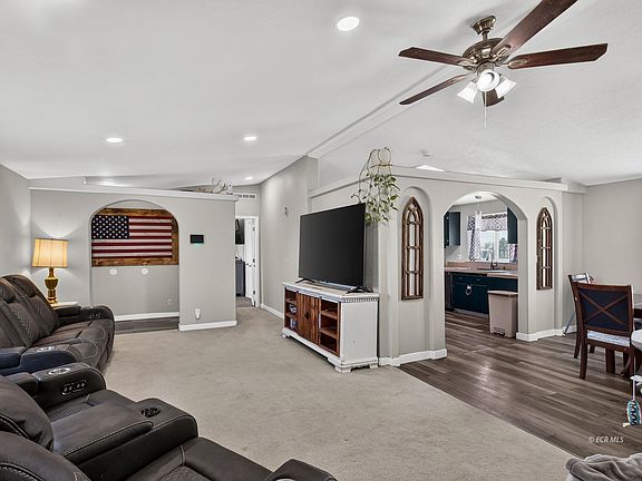 5th image of 406 Brent Ln