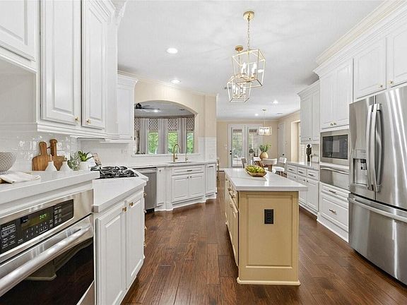 4th image of 21207 Fairhaven Creek Dr