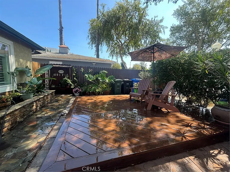 8917 Krueger St — Photo 24