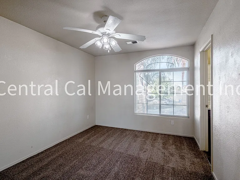 4000 Mariana Way — Photo 13
