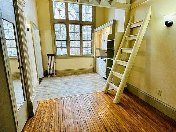 5th image of 434 Cherry St SE #2