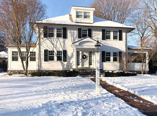 15 Hillcrest Rd, Reading, MA 01867