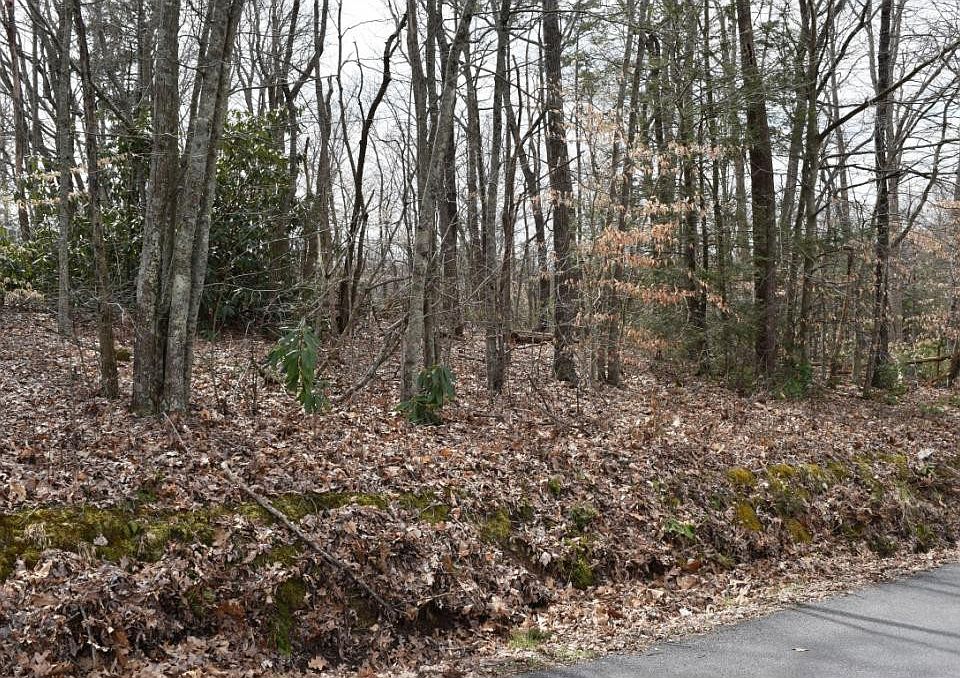 2nd image of McKeehan Ridge Rd