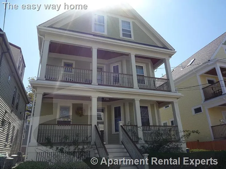 47 Burnside Ave #2 — Photo 3