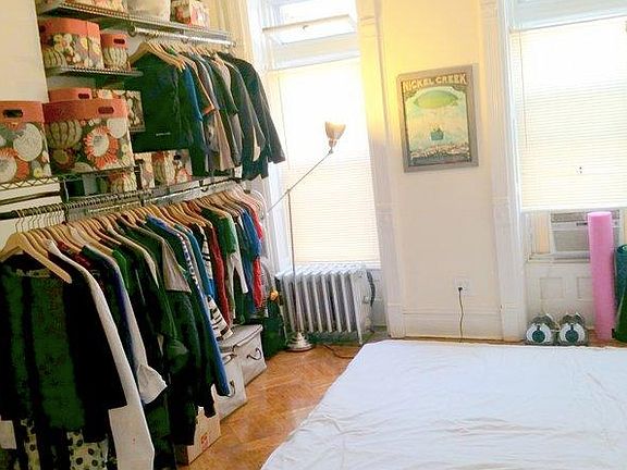 4th image of 370 Bainbridge St #2