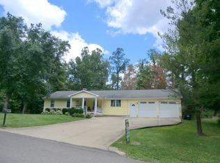 7956 Rolling Hills Dr, Athens, OH 45701