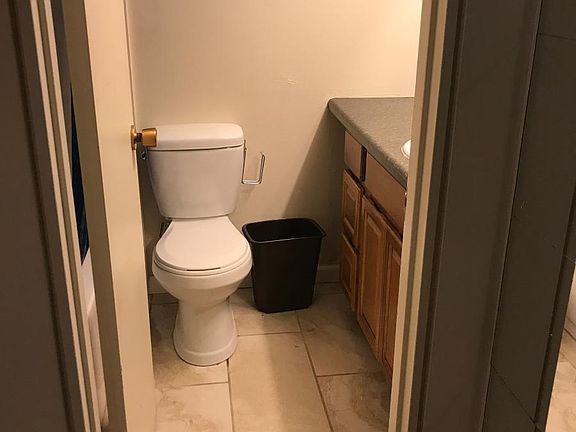 4th image of 6202 Tennis Ct APT C5