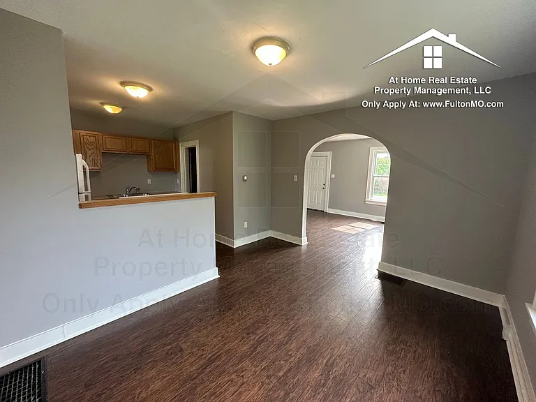 835 Nichols St — Photo 9