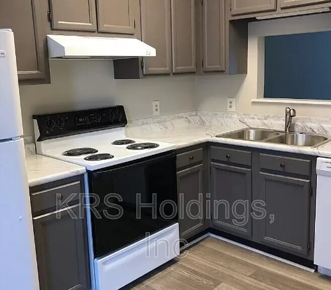 5059 Avenida Del Sol Dr — Photo 5